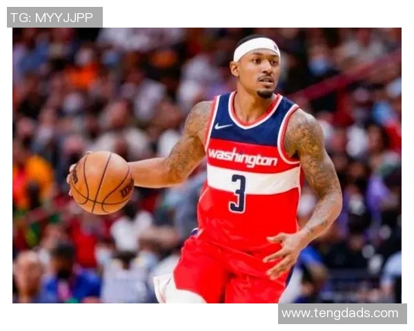 属狗足球明星：展现拼搏精神与忠诚品质的球场英雄们