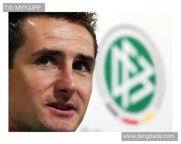 克洛泽经典头像展现绿茵传奇精神象征与永不熄灭的足球梦想