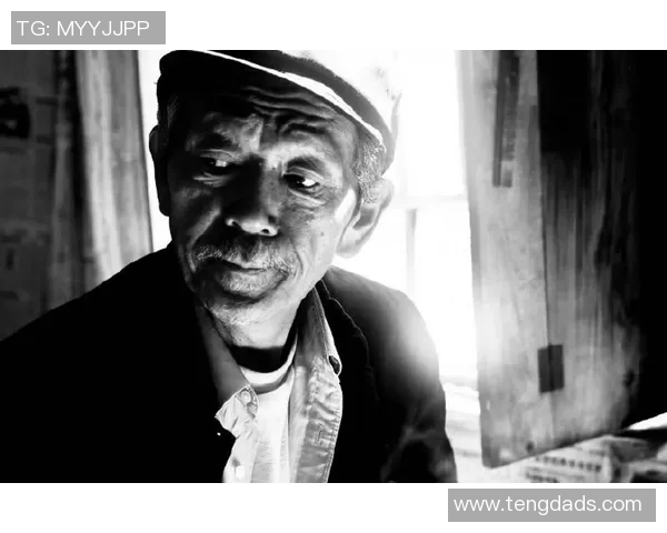 足球巨星英年早逝因病离世引发全球球迷无尽哀思与深切悼念 足球巨星英年早逝因病离世引发全球球迷无尽哀思与深切悼念